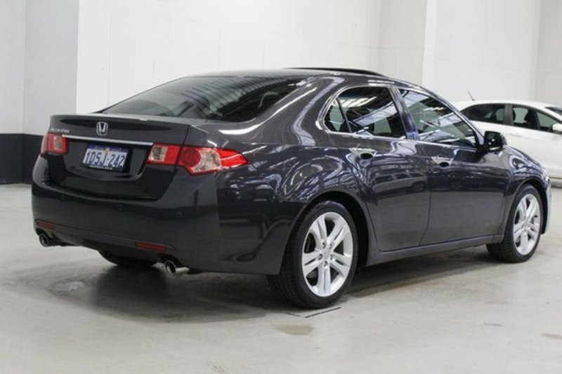 2011 HONDA ACCORD EURO LUXURY 10 MY12
