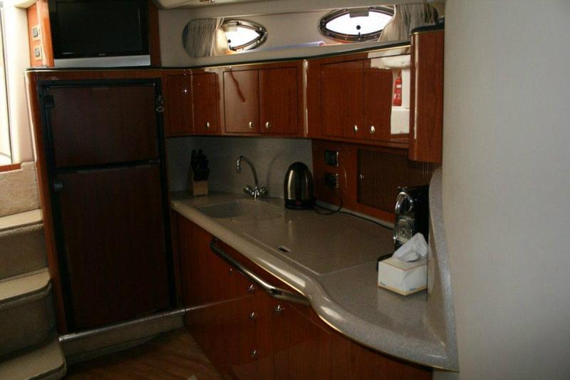 Sea Ray 410 Sundancer