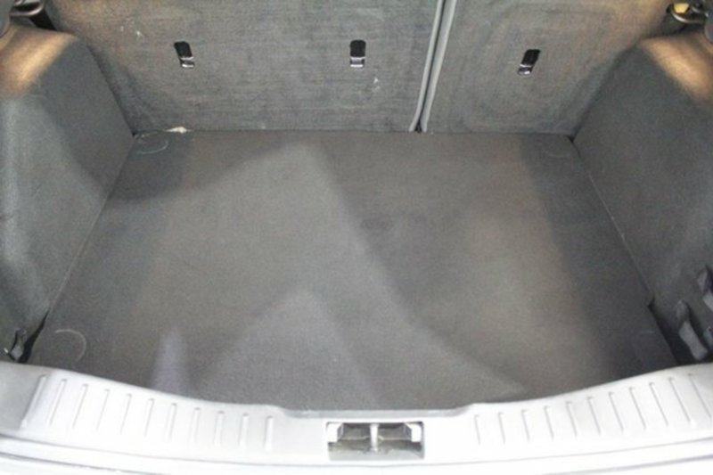 2012 FORD FOCUS AMBIENTE LW