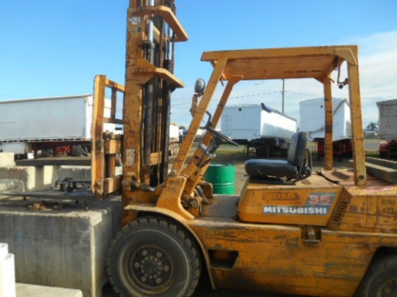 1992 MITSUBISHI FD35 FD35 Forklift