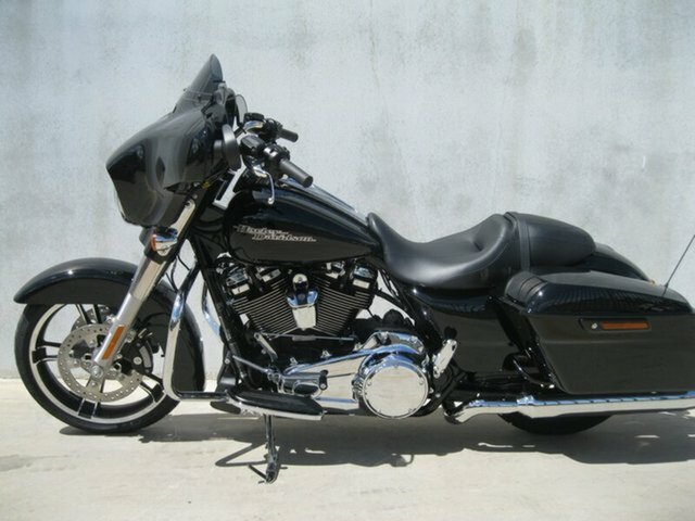 2017 HARLEY-DAVIDSON STREET GLIDE SPECIAL 