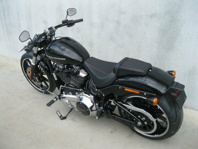 2018 HARLEY-DAVIDSON FXBRS BREAKOUT CRUISER 