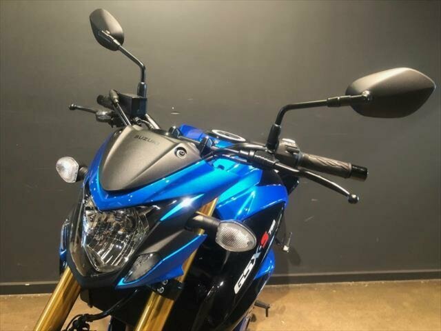 2017 SUZUKI GSX-S750 NAKED SPORTS BIKE
