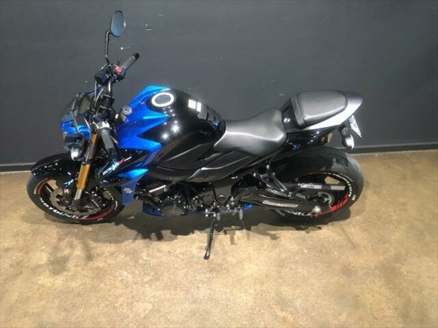 2017 SUZUKI GSX-S750 NAKED SPORTS BIKE