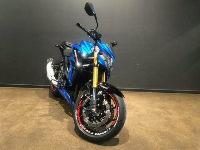 2017 SUZUKI GSX-S750 NAKED SPORTS BIKE