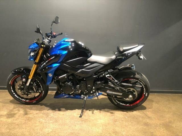 2017 SUZUKI GSX-S750 NAKED SPORTS BIKE