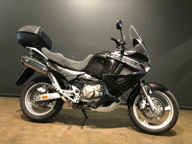 2009 HONDA XL1000V VARADERO ADVENTURE BIKE