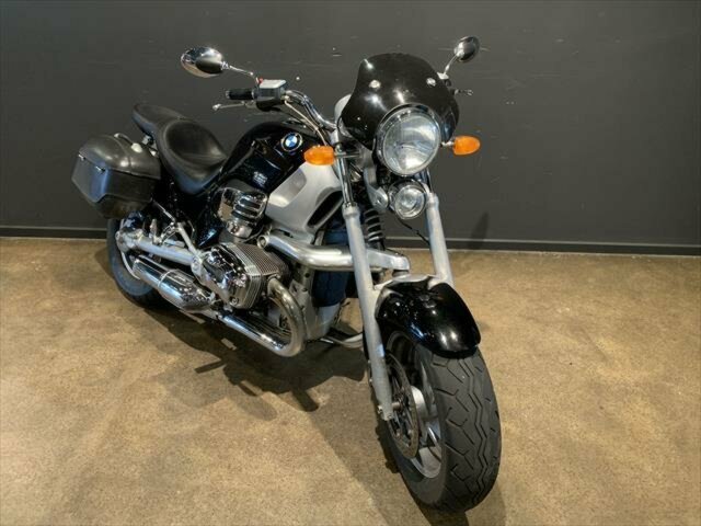 2005 BMW R1200C MONTAUK CRUISER