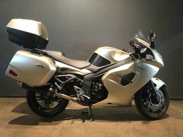 2013 TRIUMPH SPRINT GT SPORTS