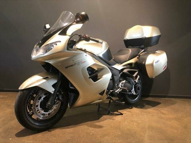 2013 TRIUMPH SPRINT GT SPORTS