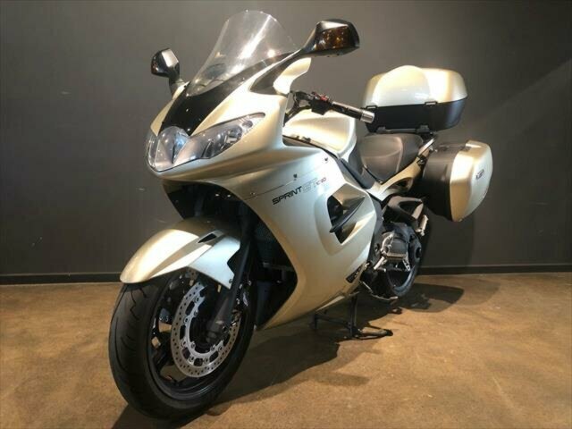 2013 TRIUMPH SPRINT GT SPORTS