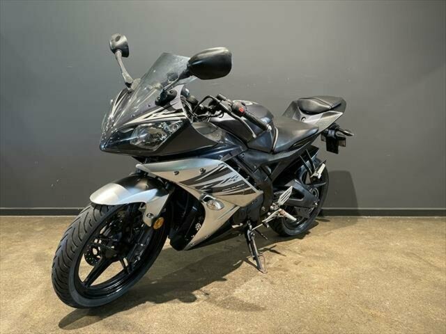 2015 YAMAHA YZF-R15 V2 SPORTS