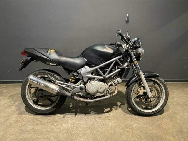 2005 HONDA VTR250 ROAD 