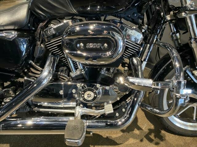 2014 HARLEY-DAVIDSON SPORTSTER SUPERLOW 1200T CRUISER