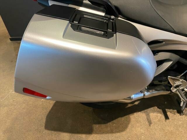 2011 TRIUMPH SPRINT GT SPORTS 