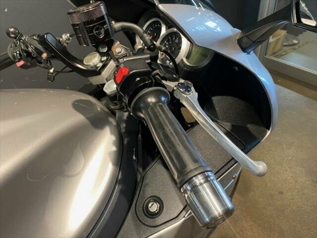 2011 TRIUMPH SPRINT GT SPORTS 