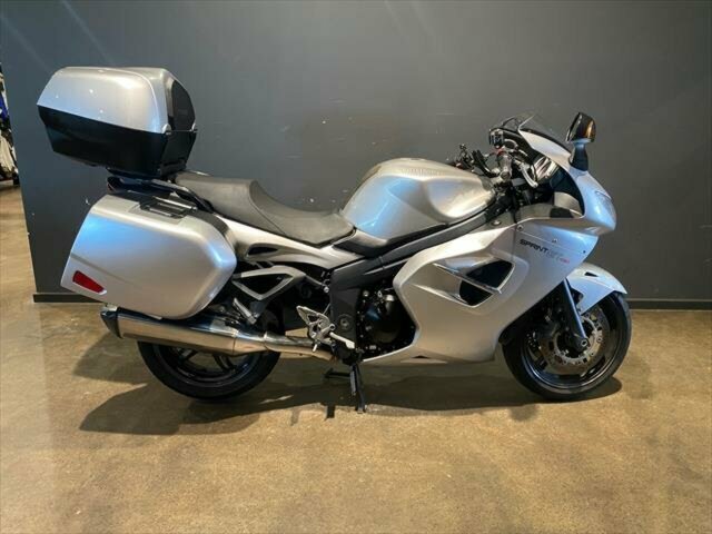 2011 TRIUMPH SPRINT GT SPORTS 
