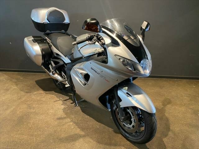 2011 TRIUMPH SPRINT GT SPORTS 