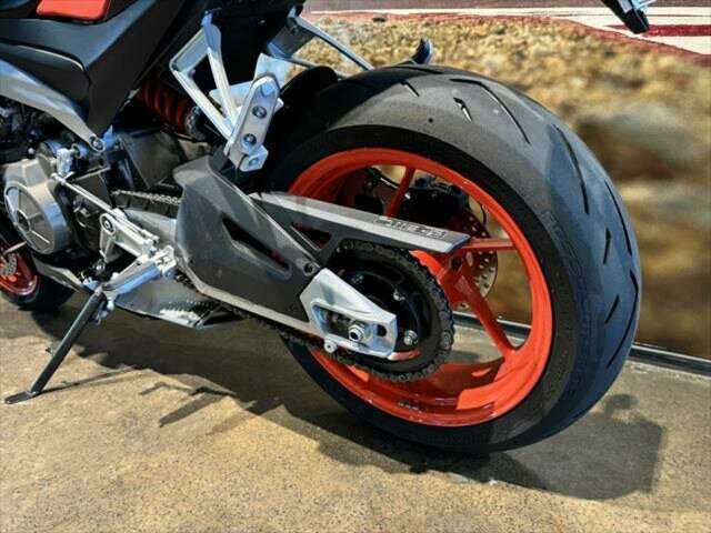 2021 APRILIA TUONO 660 SPORTS