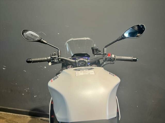 2022 APRILIA TUONO V4 1100 RR ROAD