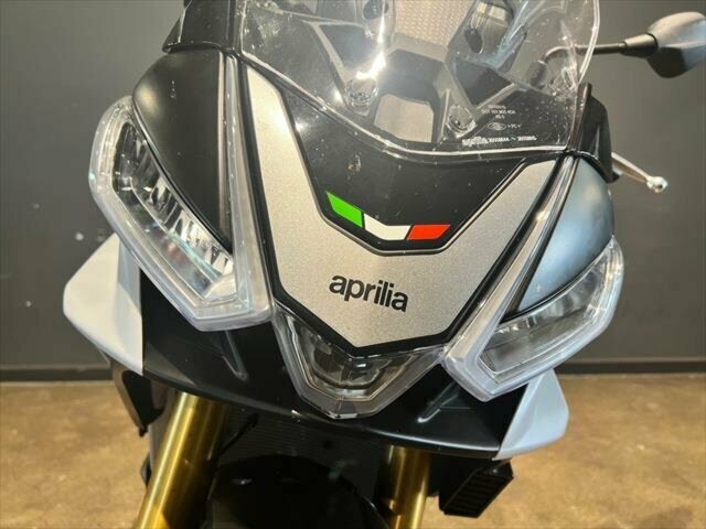 2022 APRILIA TUONO V4 1100 RR ROAD