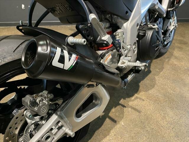 2022 APRILIA TUONO V4 1100 RR ROAD