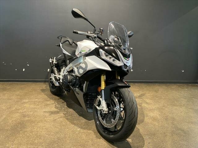 2022 APRILIA TUONO V4 1100 RR ROAD