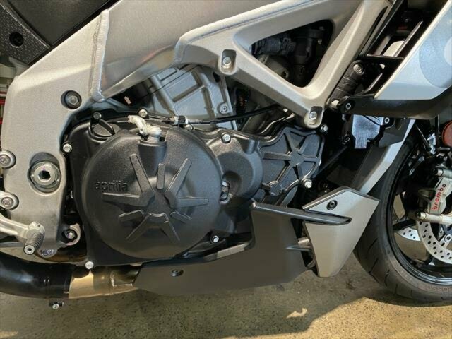 2022 APRILIA TUONO V4 1100 RR ROAD