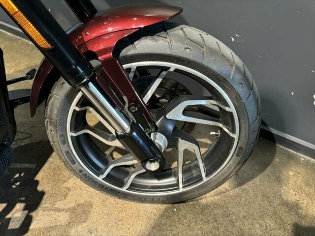 2019 HARLEY-DAVIDSON SPORT GLIDE 107 (FLSB) CRUISER