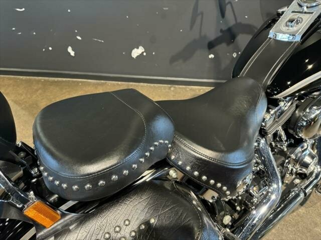 2002 HARLEY-DAVIDSON HERITAGE SOFTAIL CLASSIC 100TH ANV MANUAL