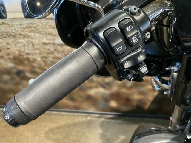 2014 HARLEY-DAVIDSON ULTRA LIMITED 103 (FLHTK) MANUAL