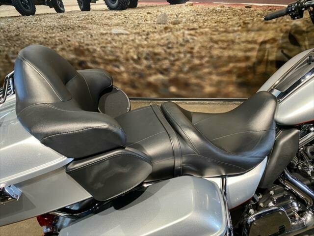 2014 HARLEY-DAVIDSON ULTRA LIMITED 103 (FLHTK) MANUAL
