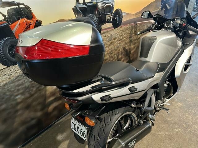 2011 TRIUMPH SPRINT GT SPORTS