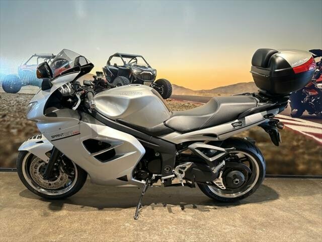 2011 TRIUMPH SPRINT GT SPORTS