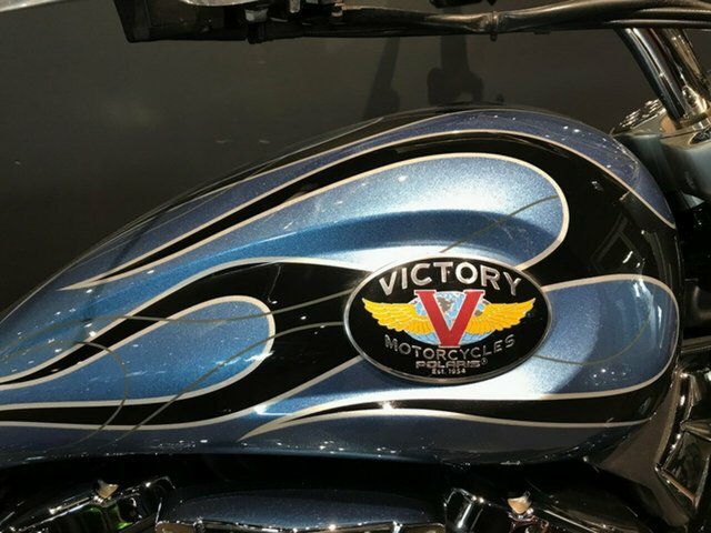 2010 VICTORY HAMMER 