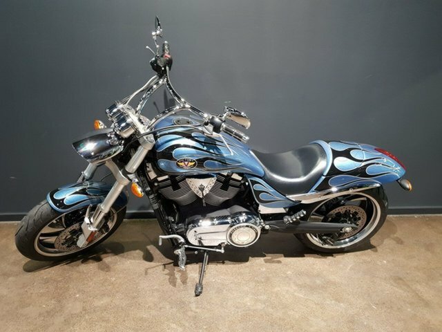 2010 VICTORY HAMMER 