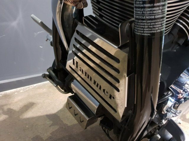 2010 VICTORY HAMMER 