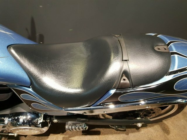 2010 VICTORY HAMMER 