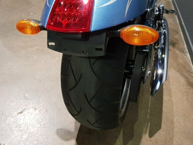 2010 VICTORY HAMMER 