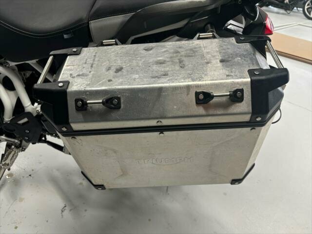 2020 TRIUMPH TIGER 900 RALLY PRO MANUAL