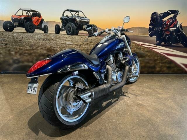2010 SUZUKI MOTORCYCLES BOULEVARD M109R (VZR1800) MANUAL