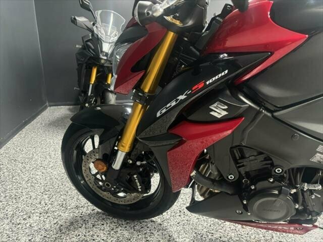 2016 SUZUKI GSX-S1000 ROAD