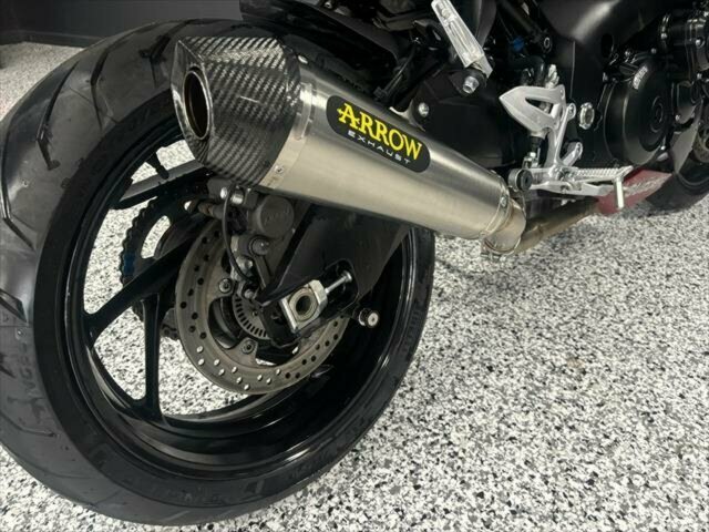 2016 SUZUKI GSX-S1000 ROAD
