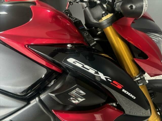 2016 SUZUKI GSX-S1000 ROAD