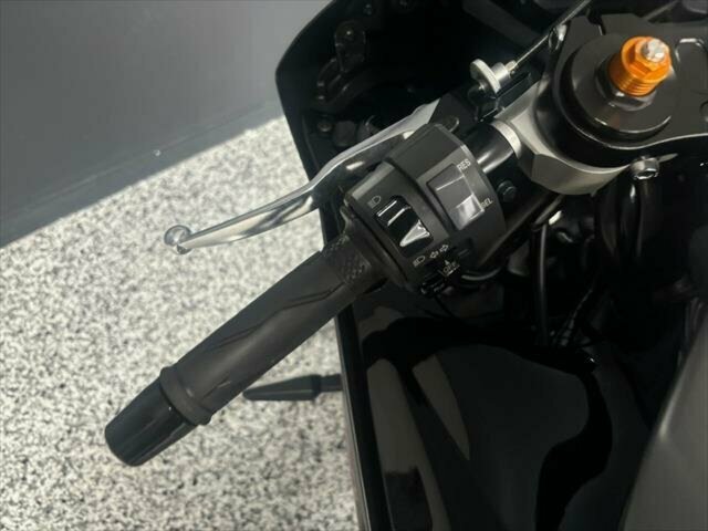 2023 YAMAHA YZF-R7 HO MANUAL