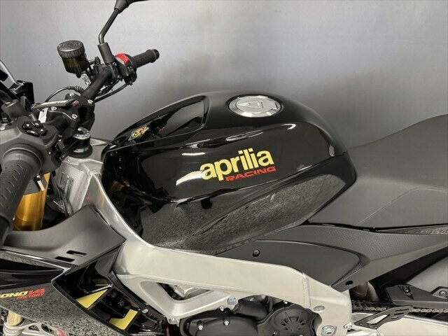 2022 APRILIA TUONO V4 1100 FACTORY MANUAL