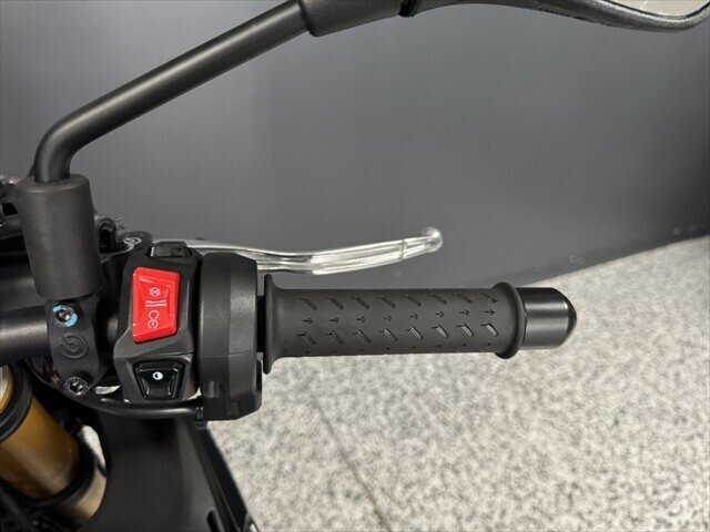 2022 APRILIA TUONO V4 1100 FACTORY MANUAL