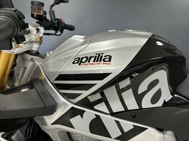 2015 APRILIA TUONO V4 1100 FACTORY SPORTS