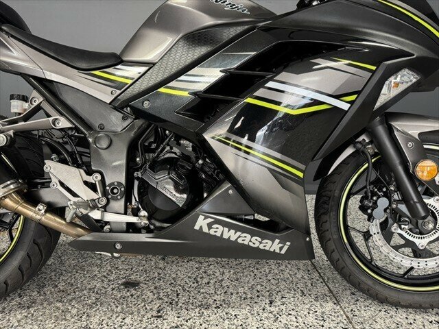 2016 KAWASAKI NINJA 300 ABS SPORTS