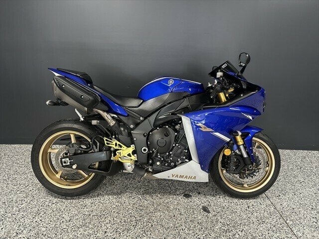 2011 YAMAHA YZF-R1 SPORTS